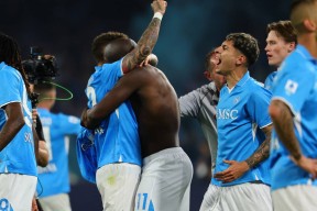 开云APP-拜仁慕尼黑迎法甲关键赛，赛前更衣室发声，目标明确，轮换策略成焦点的简单介绍-开云APP