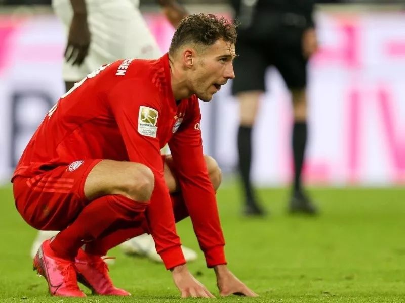 克里夫兰骑士内部会议纪要流出：今夜再遭质疑，德甲使命明确，数据趋势出现新变化