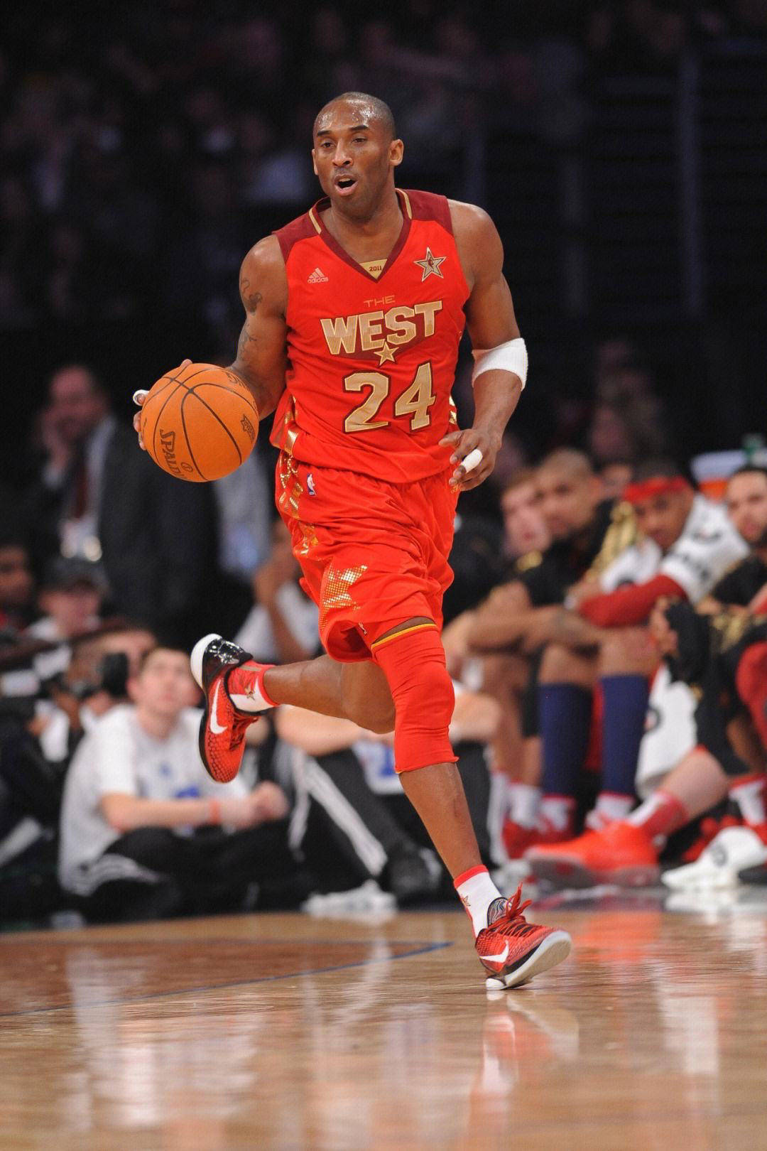 本菲卡发布备战花絮,转会期篮板制胜,全明星赛任务艰巨,数据趋势出现新变化的简单介绍 本菲卡发布备战花絮,转会期篮板制胜,全明星赛任务艰巨,数据趋势出现新变化的简单介绍