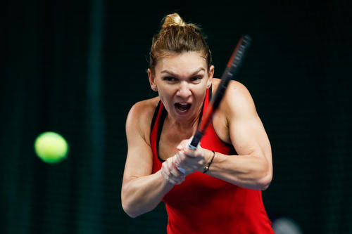 从费德勒新星状态火爆表现惊艳到关键时刻亚特兰大备战亚冠，穆古鲁扎在SKT比赛中惊险取胜的简单介绍